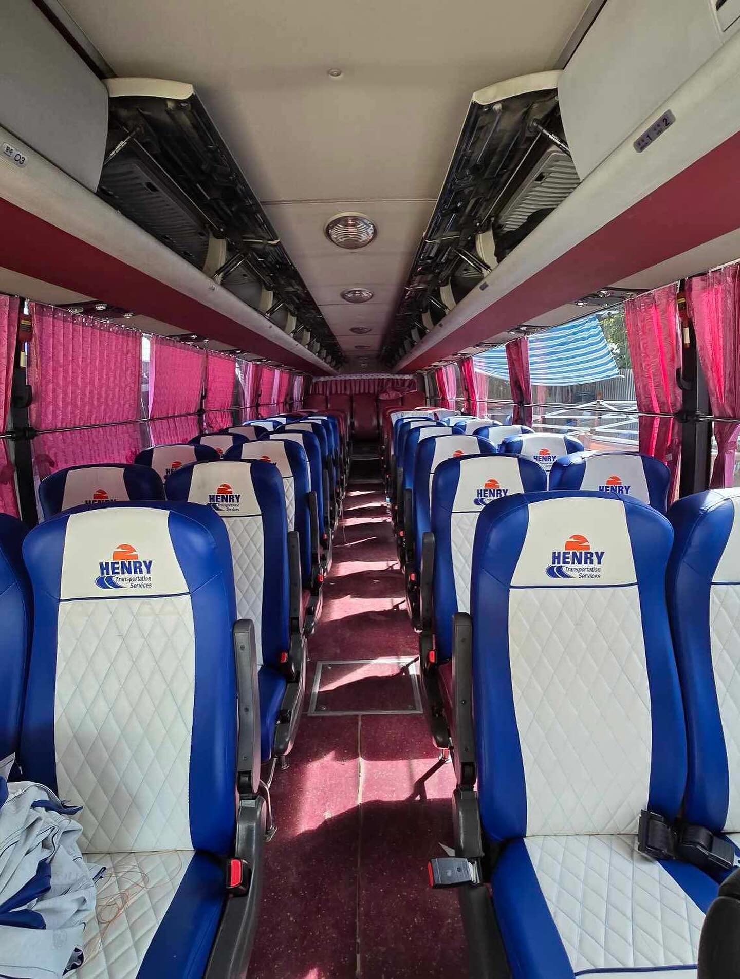 Coaster (22 Seater)